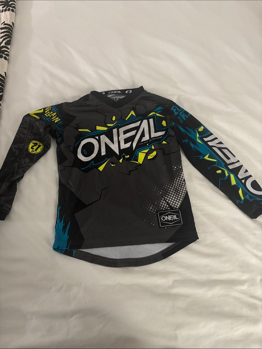 O'Neill Black Jersey with Teal and Neon Yellow Accents